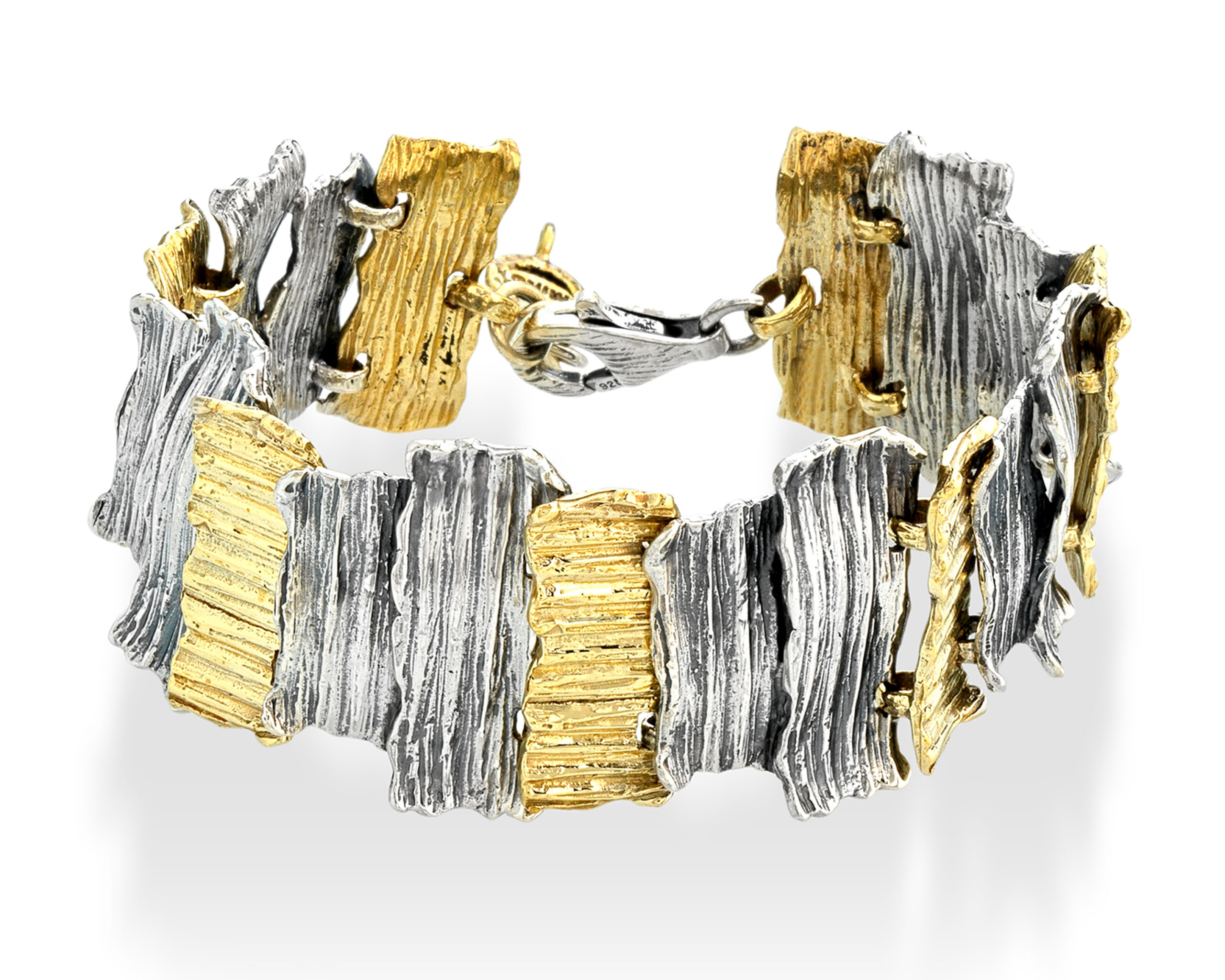 B15 €389
